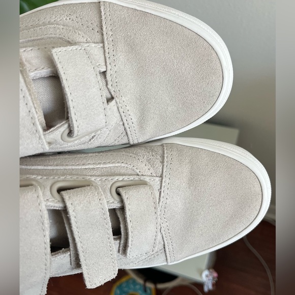 Vans Size 7 - Picture 9 of 9